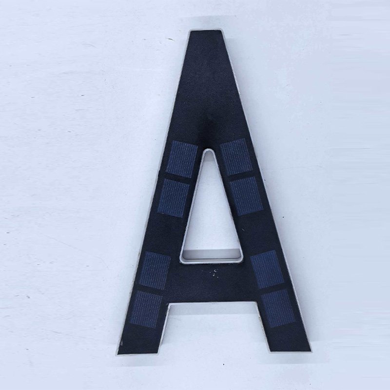 SolarAddress™ LED Numbers 🌞💡 — Easy-to-Spot Home Style